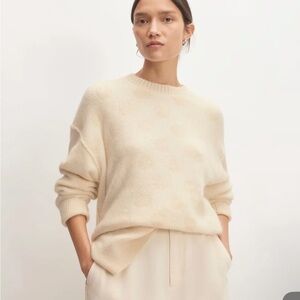 Everlane THE ALPACA POLKA DOT OVERSIZED CREW